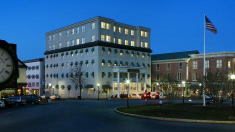 林肯广场上历史悠久的葛底斯堡酒店