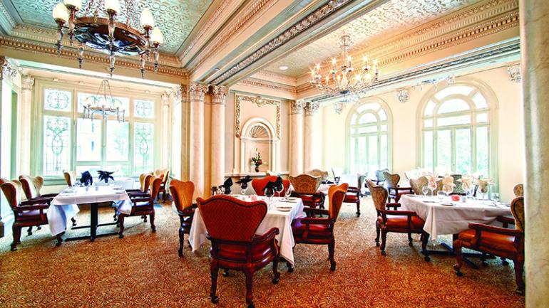 Intérieur du restaurant 1875: The Steakhouse, au French Lick Springs Hotel, French Lick, Indiana