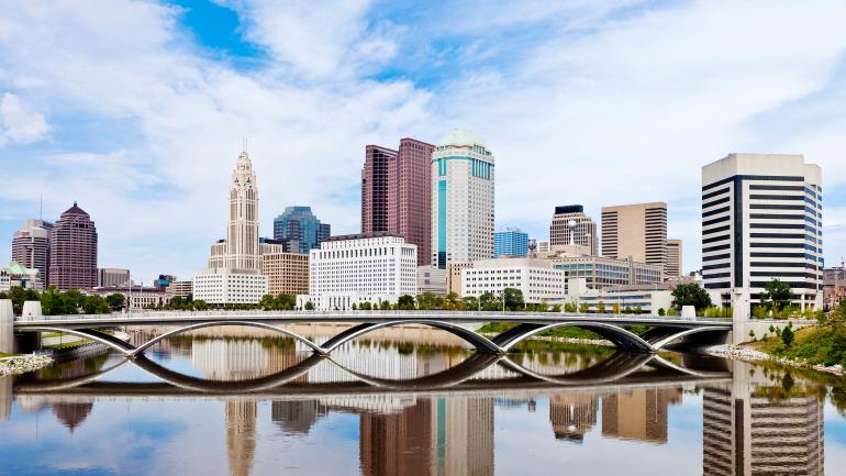 Pont et paysage urbain à Columbus, Ohio