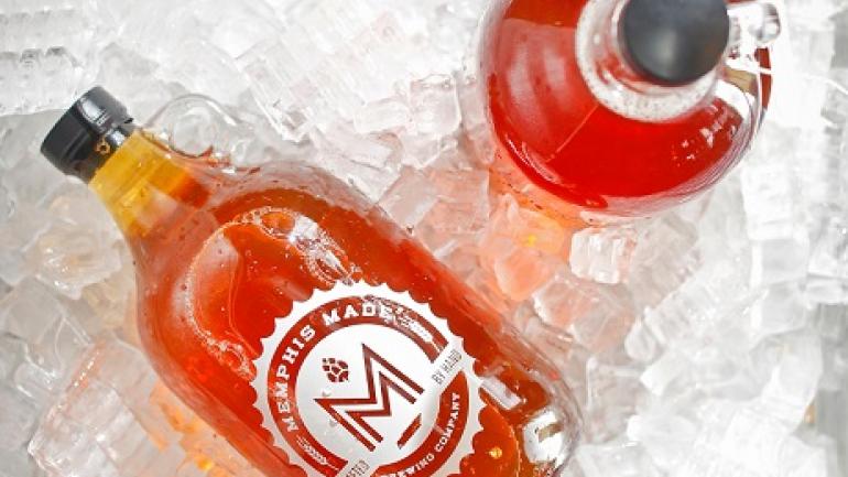 Essayez l'une des bières artisanales de Memphis pour découvrir ce qu'offre cette ville gastronomique.