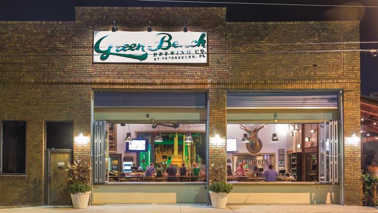 Green Bench Brewing opens to The EDGE District of downtown St. Petersburg, packed with restaurants, art galleries and shops.