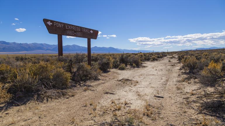 A marker along the Pony Express Trail