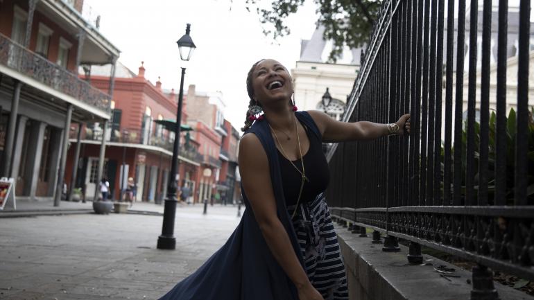 Sorrisos nas fotos no French Quarter