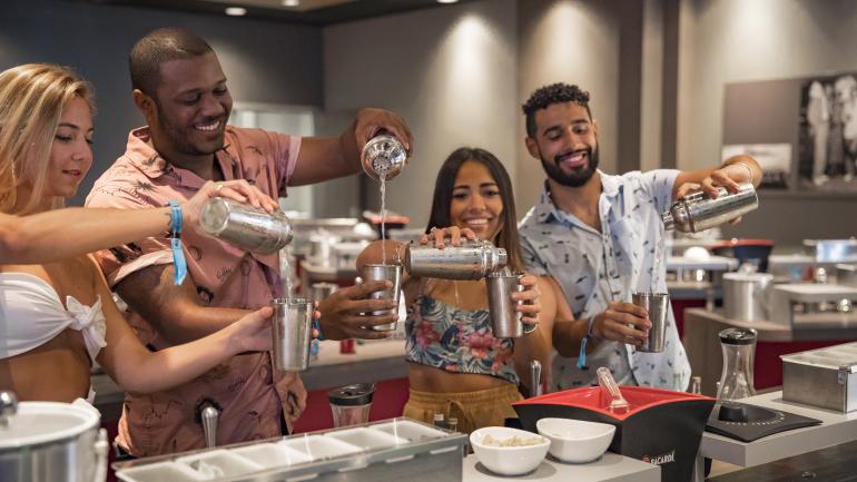 Learning how to make cocktails on the mixology tour at Casa Bacardí