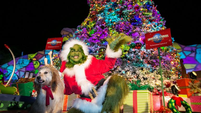 Universal Studios Hollywood Grinchmas™ 中的明星