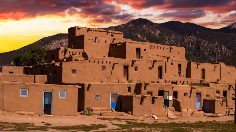 陶斯传统普韦布洛村落