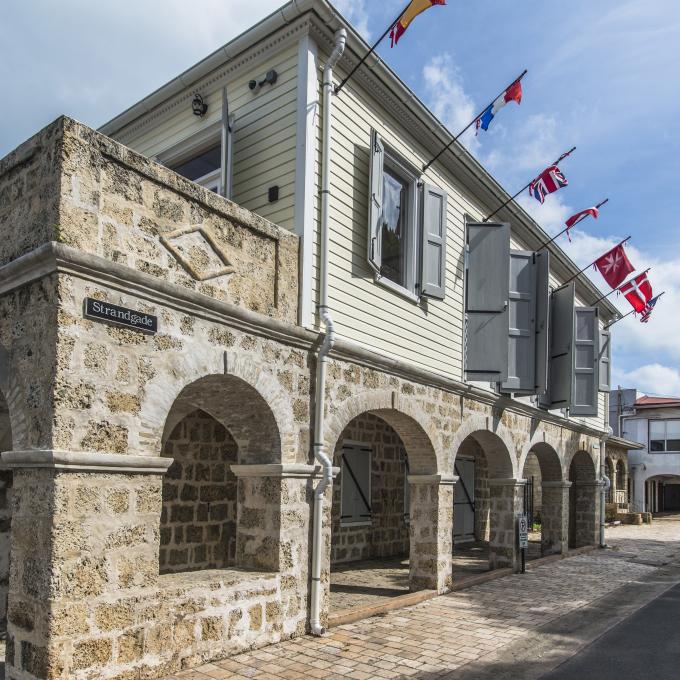 St. Croix is the only territory in the New World to have been ruled by seven nations: Spain, the Netherlands, England, France, Malta, Denmark and the USA.