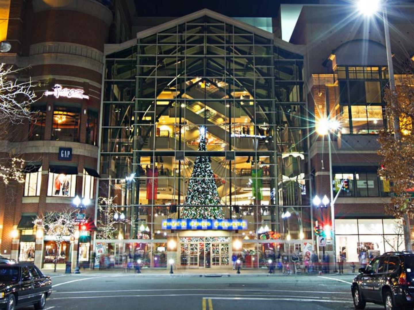 Spokane’s River Park Square decorated for the holidays