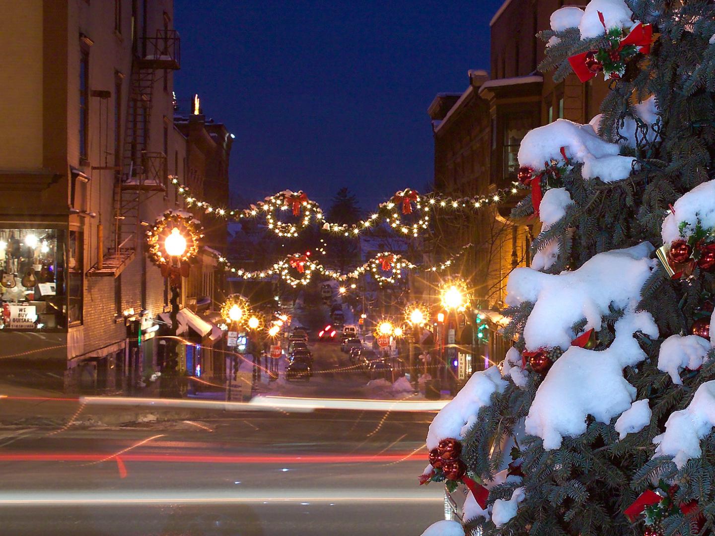 整座城市专为维多利亚商业街步行游而焕上新颜