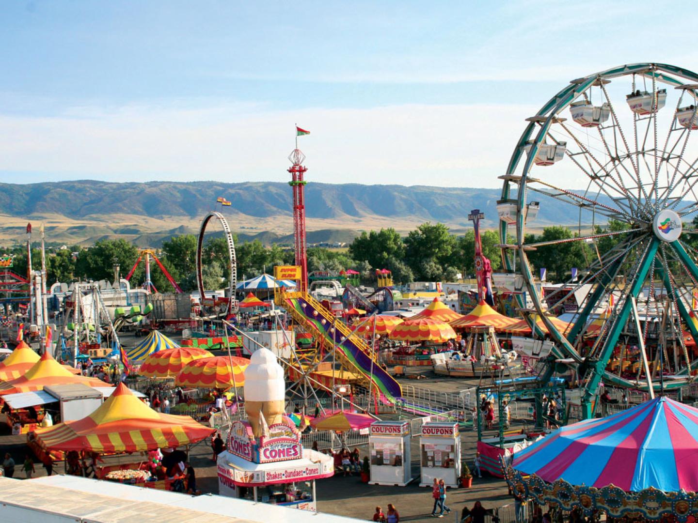 Juegos de carnaval en la Central Wyoming Fair and Rodeo en Casper, Wyoming