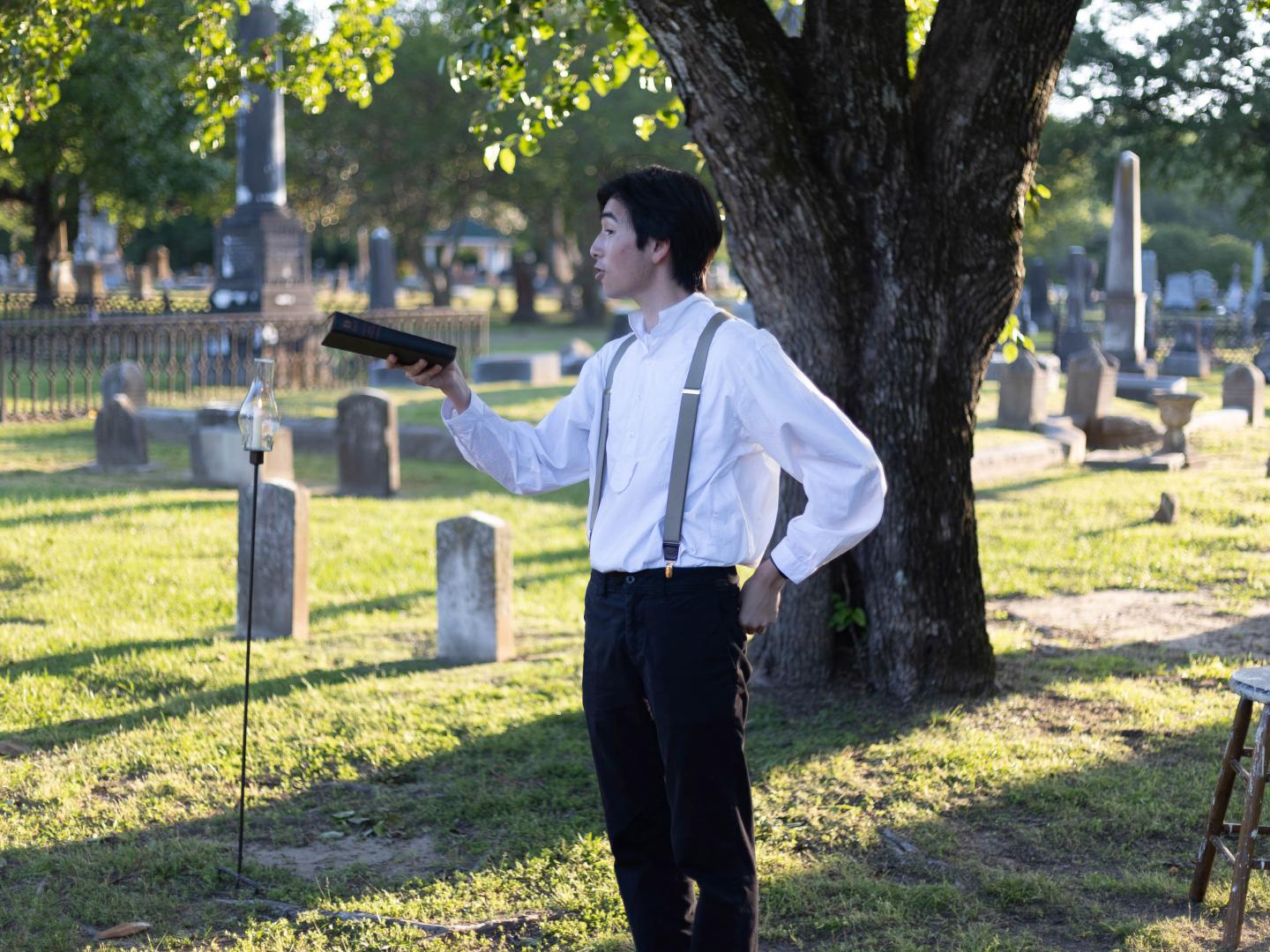 Una representación de Cuentos de la cripta en Columbus, Mississippi