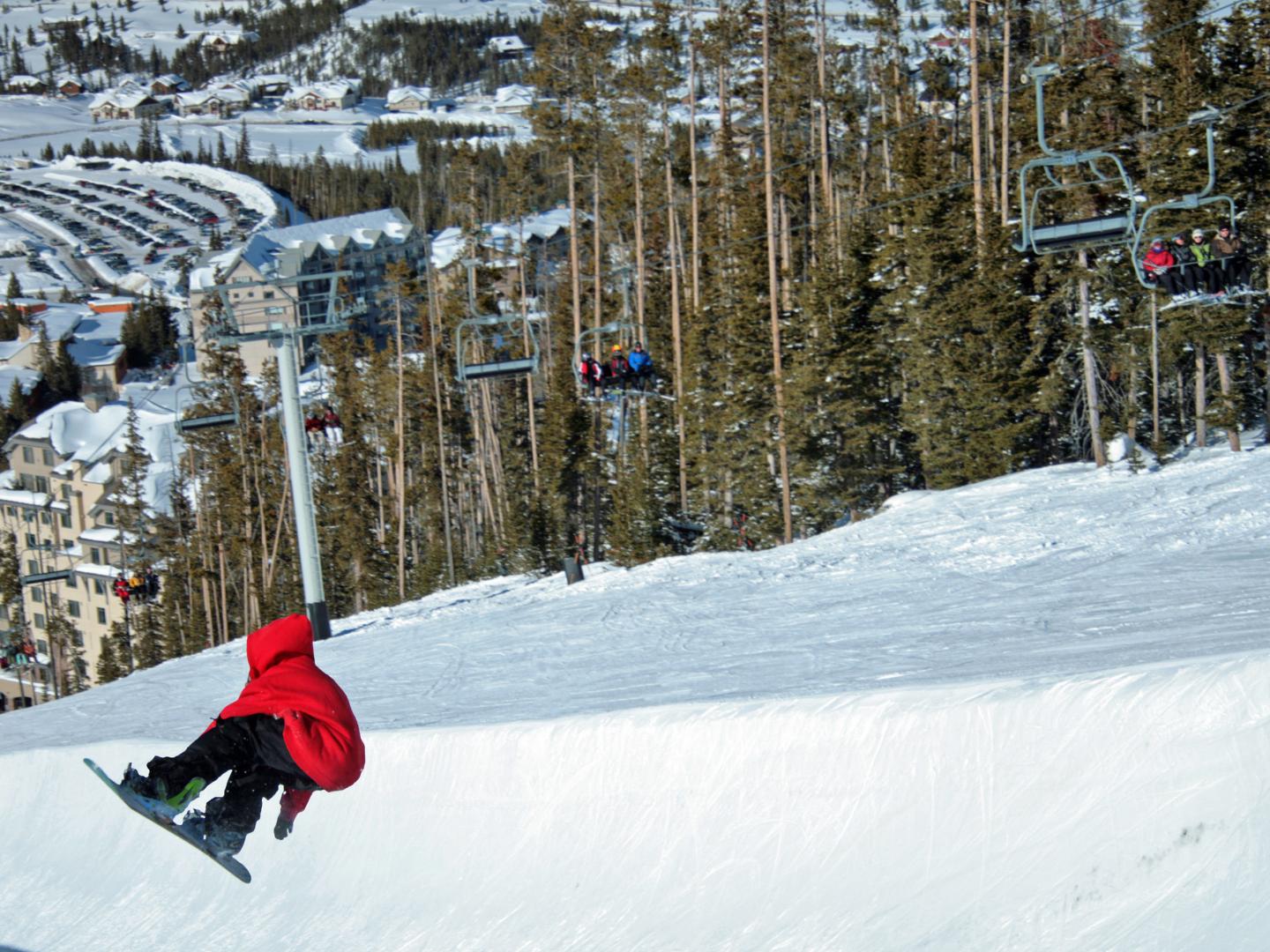 ビッグ・スカイ・リゾートでスノーボードに挑戦