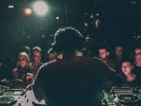 音楽が誕生した町 音楽が誕生した町