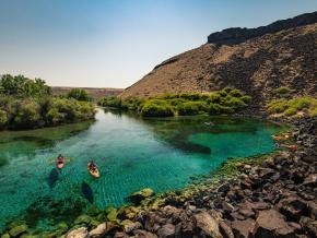 Kayaking in Blue Heart Springs near the Snake River