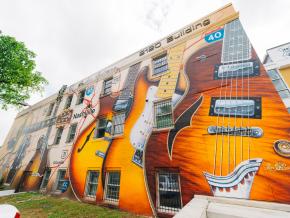Mural de guitarra en Nashville, Tennessee Mural de guitarra en Nashville, Tennessee
