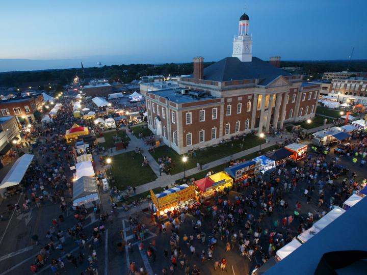 Vue aérienne de l'événement Santa-Cali-Gon Days