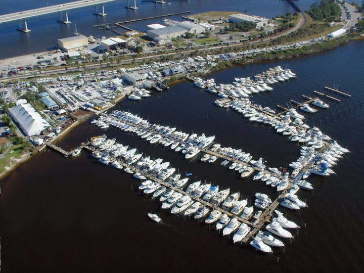 Vue aérienne du Stuart Boat Show en Floride