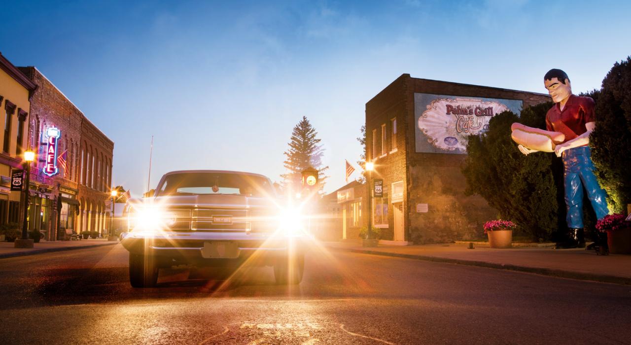 Driving Route 66 through the heart of Atlanta, Illinois