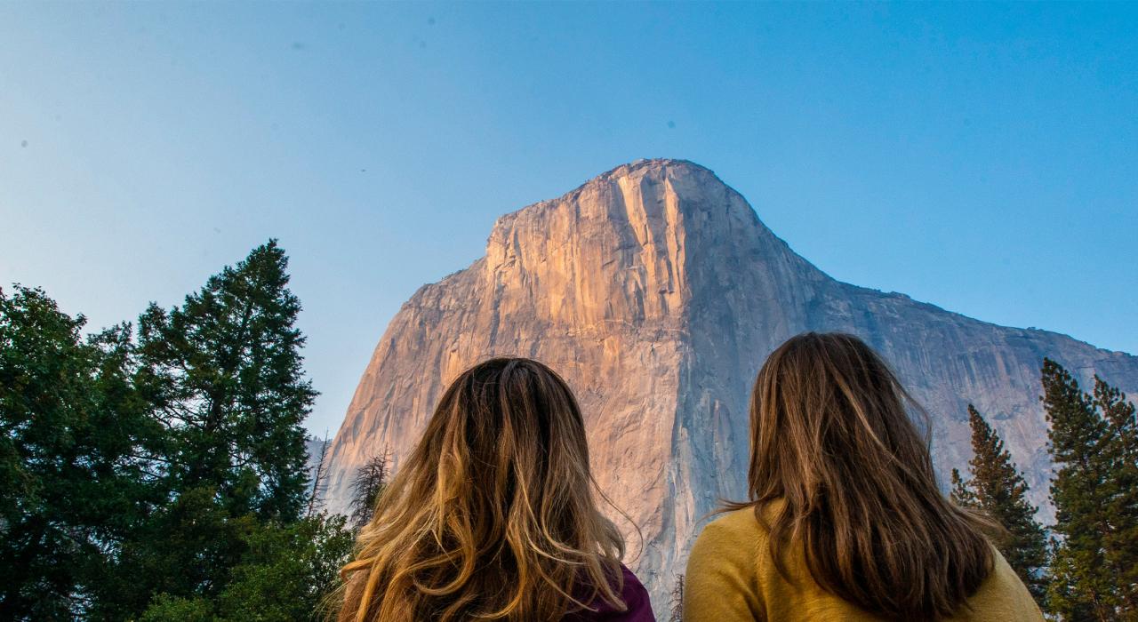 Road tripping through Yosemite National Park in California