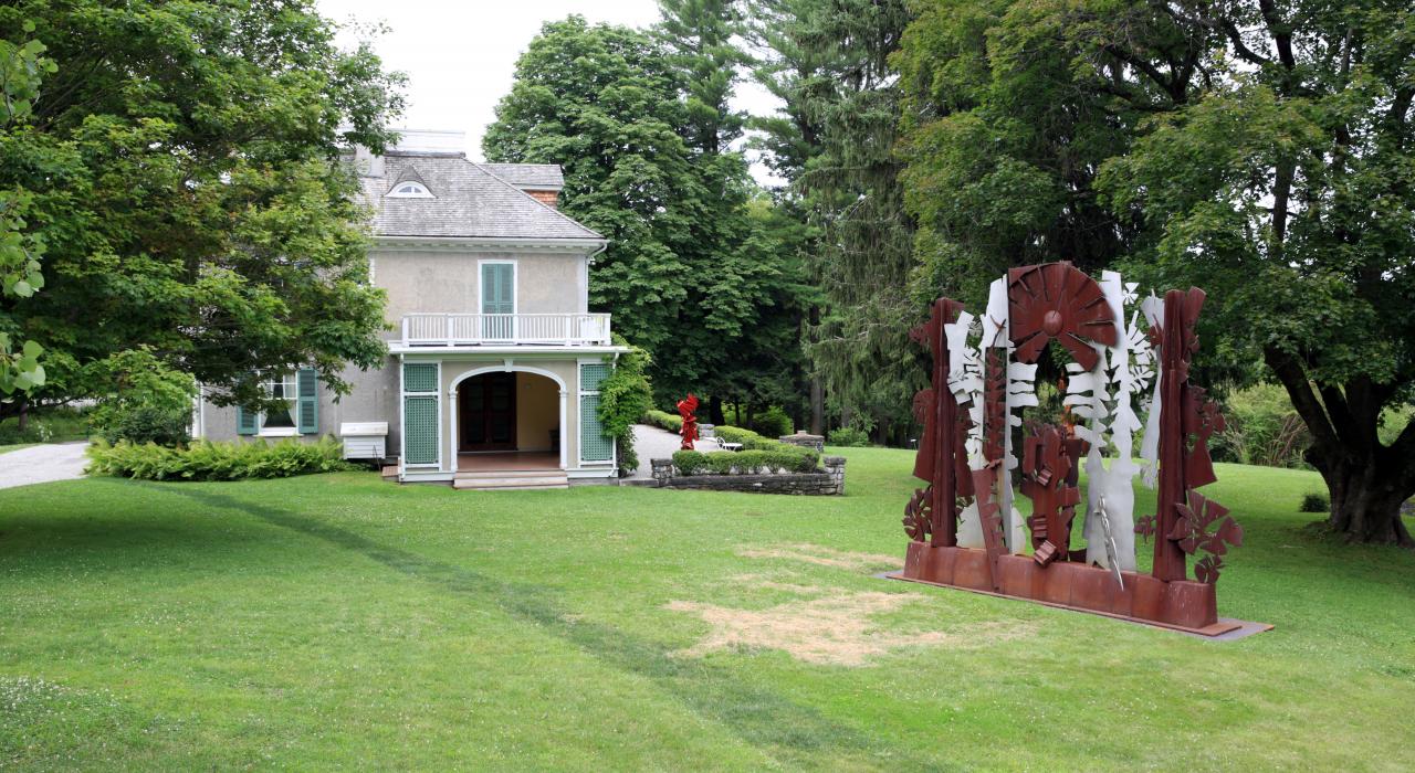 매사추세츠 주 버크셔의 체스터우드 구빈원과 정원