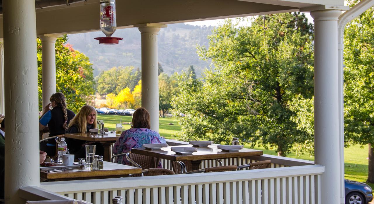 Patio Dining in Boulder, Colorado 