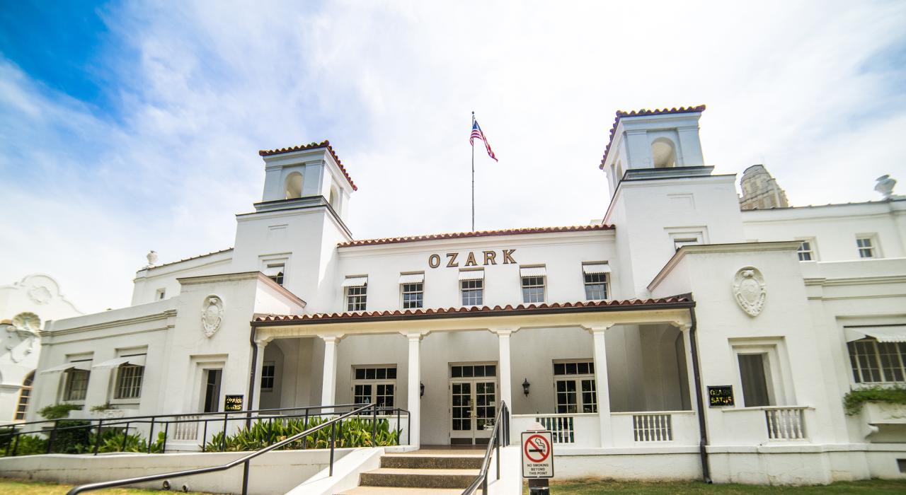 Ozark Bathhouse em Bathhouse Row, Hot Springs, Arkansas