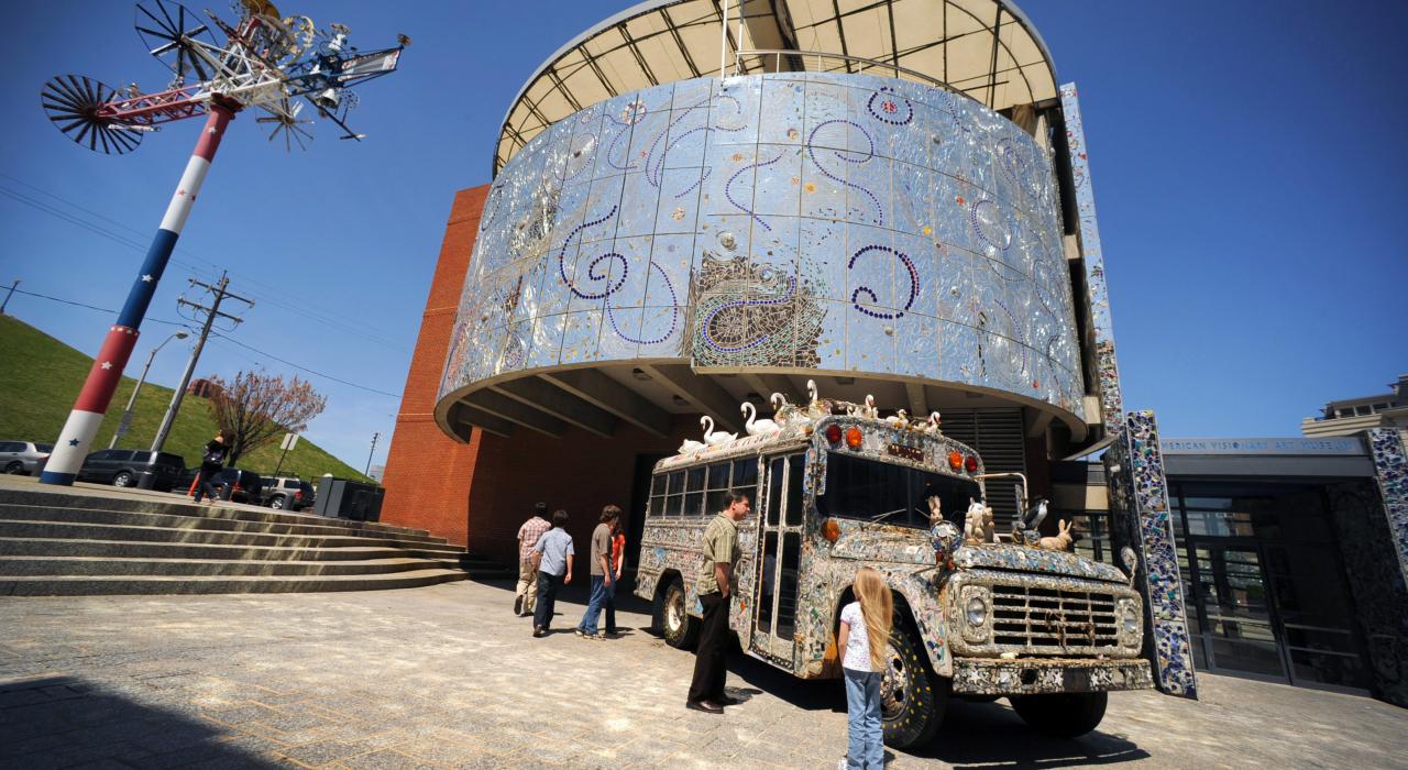 以展出個人藝術創作為主題的美國新潮藝術博物館