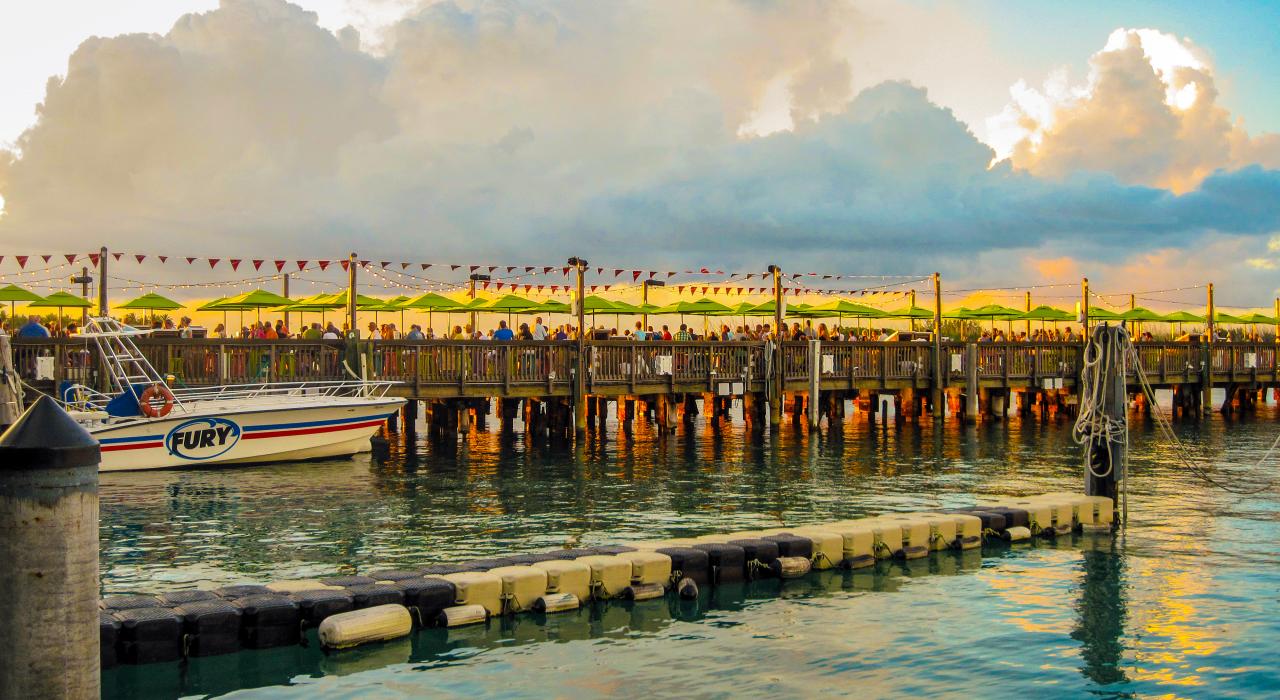 Enjoying the vibrant atmostphere of Sunset Pier in Key West