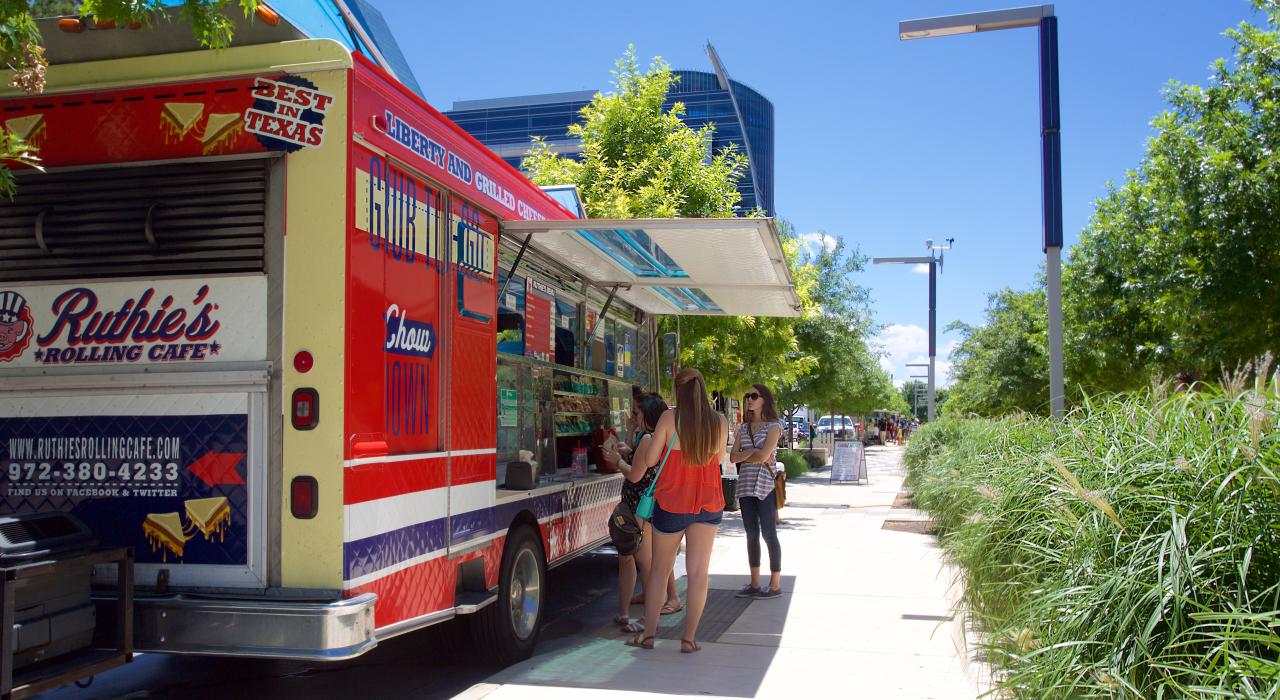 Food truck au Klyde Warren Park à Dallas, Texas