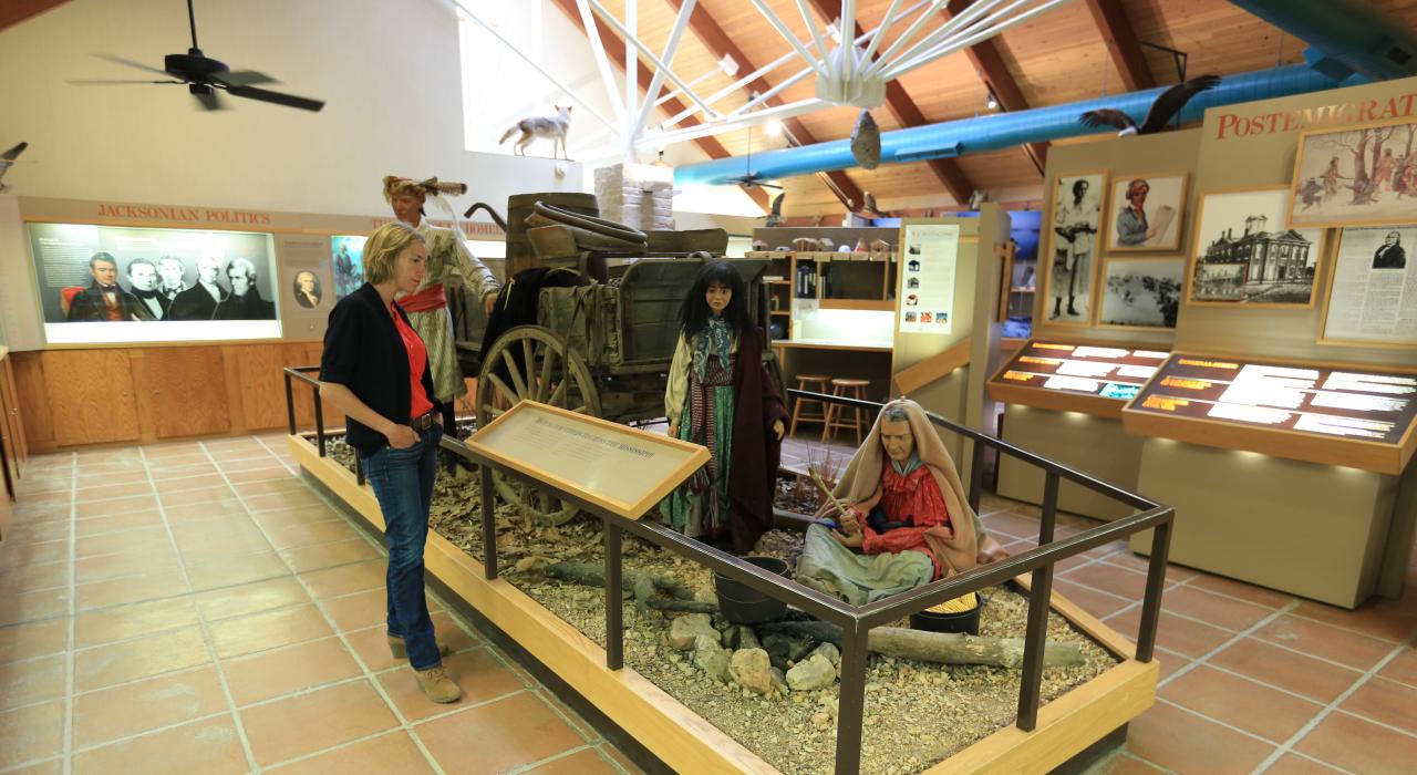 Expositions sur les Amérindiens au Crisp Museum