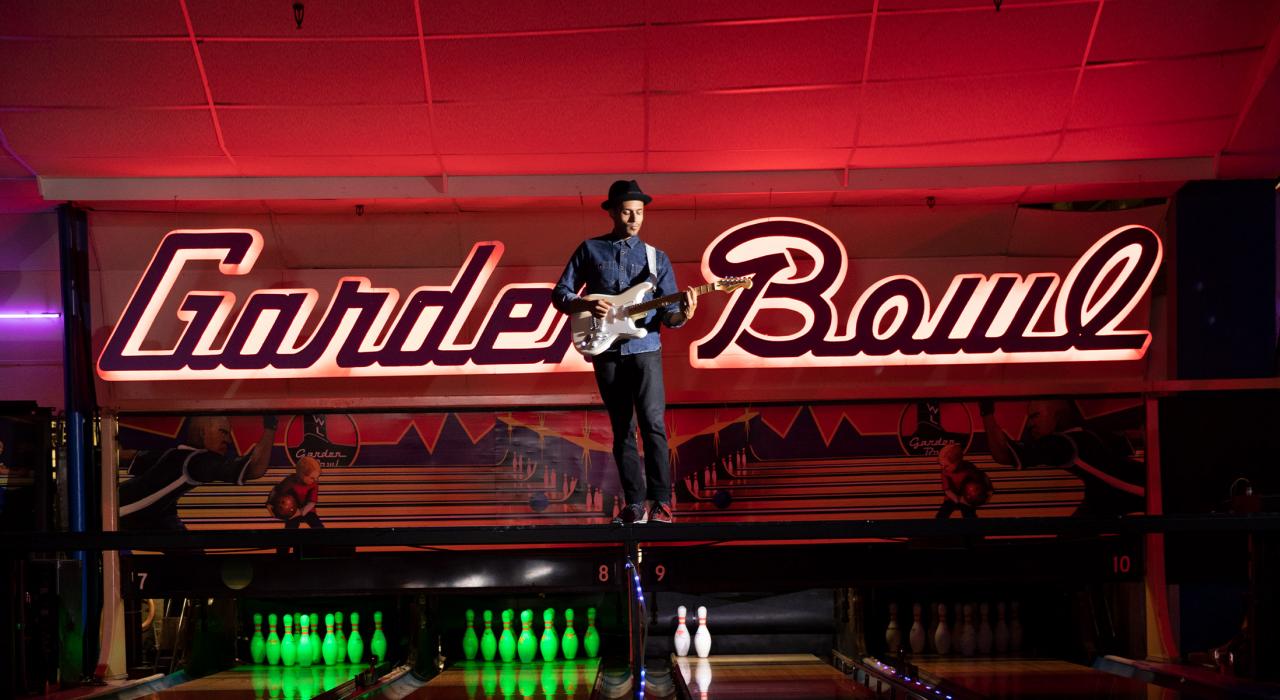 Omar Aragones jamming at Garden Bowl in Detroit, Michigan