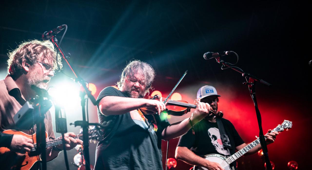 Música bluegrass en vivo en ROMP, el clásico festival de bluegrass de la ciudad